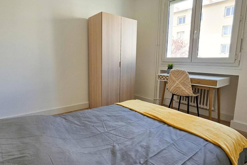 C'Est Chez Maurice! 4 Ch Wifi Balcon Parking Free Apartman Saint-Étienne Kültér fotó