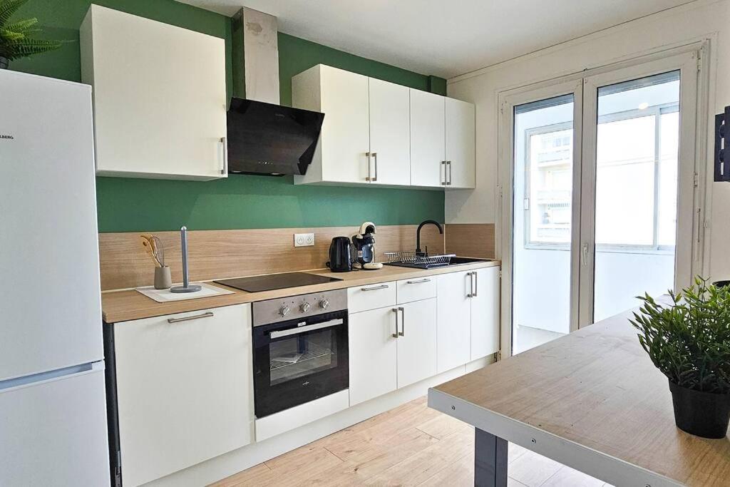 C'Est Chez Maurice! 4 Ch Wifi Balcon Parking Free Apartman Saint-Étienne Kültér fotó